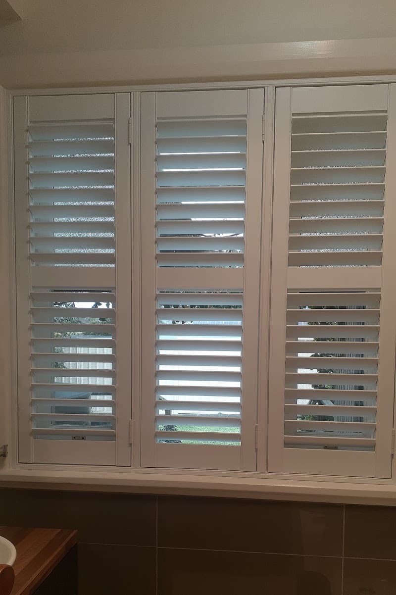 Solomons Flooring & Sultan's Blinds Mt Gambier curtains & blinds work in Mount Gambier