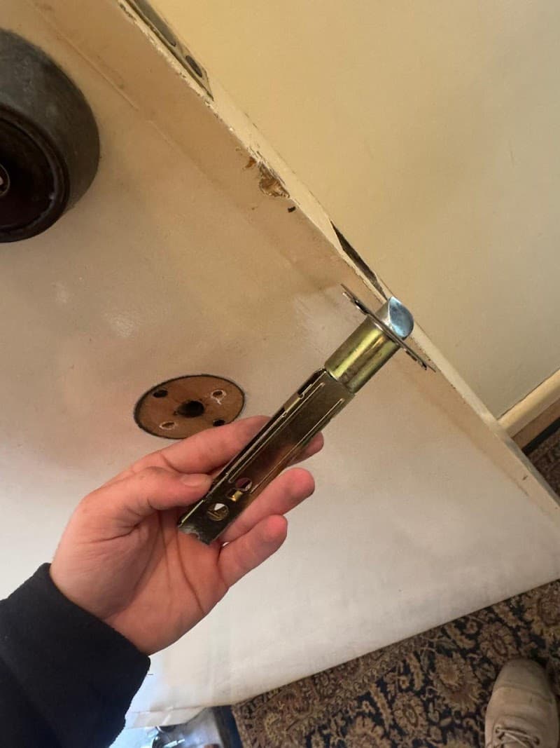 Southern Cross Locksmiths & Auto Keys locksmith work in Melbourne