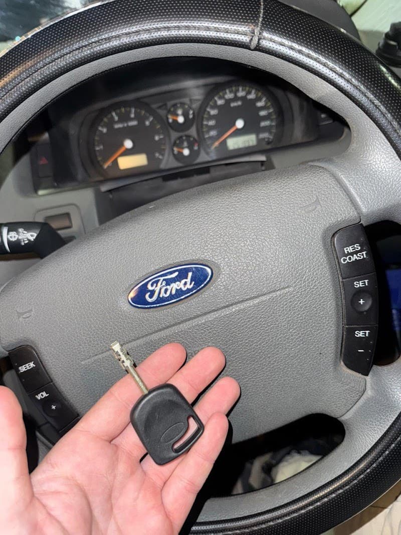 Southern Cross Locksmiths & Auto Keys locksmith work in Melbourne