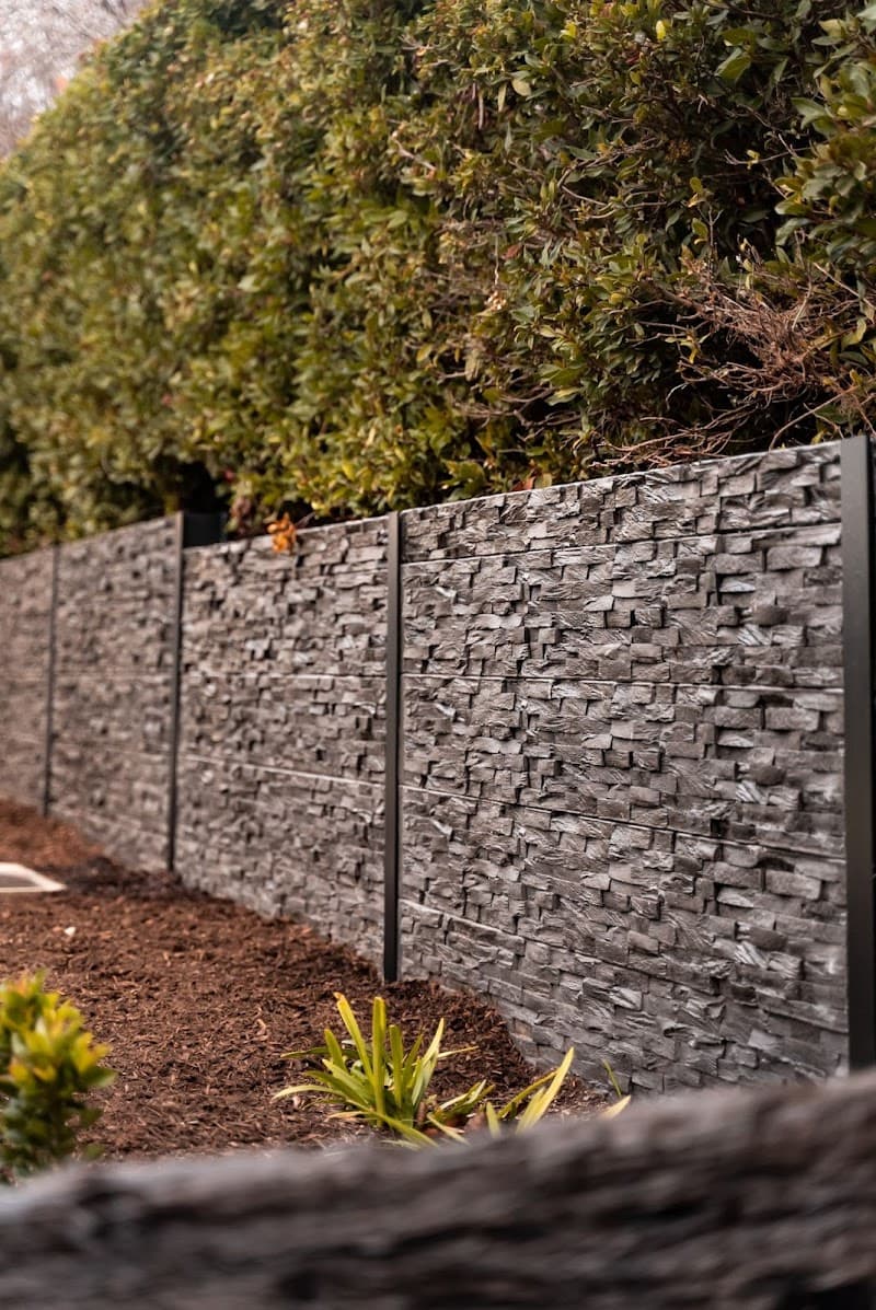 Southern Earth Landscaping landscaping work in Lonsdale