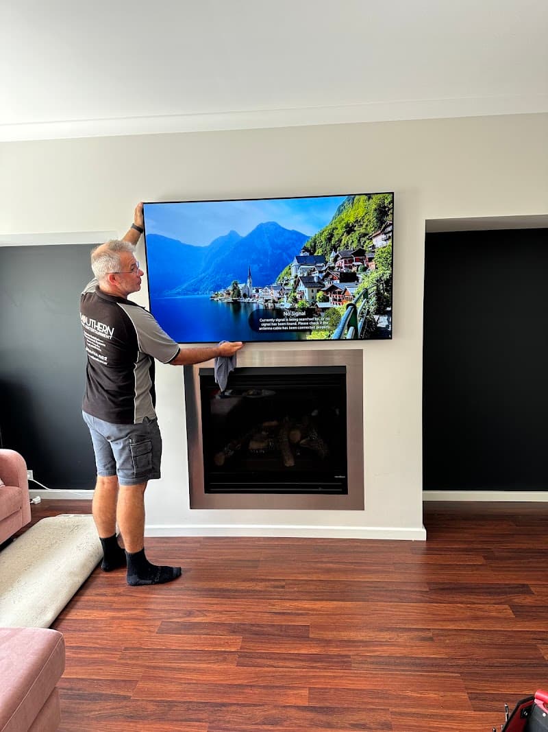 Southern Home Entertainment antenna & tv work in Mount Annan