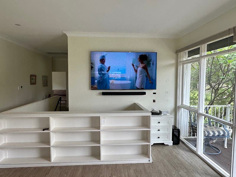 Southern Home Entertainment antenna & tv work in Mount Annan