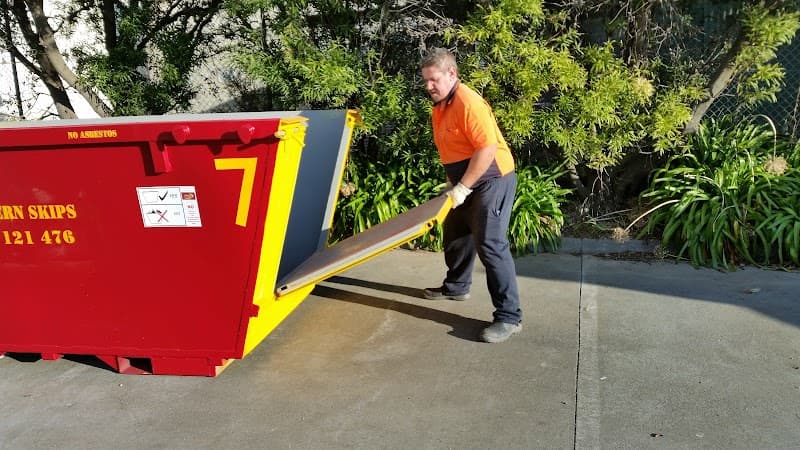 Southern Skips Victoria rubbish removal work in Mornington