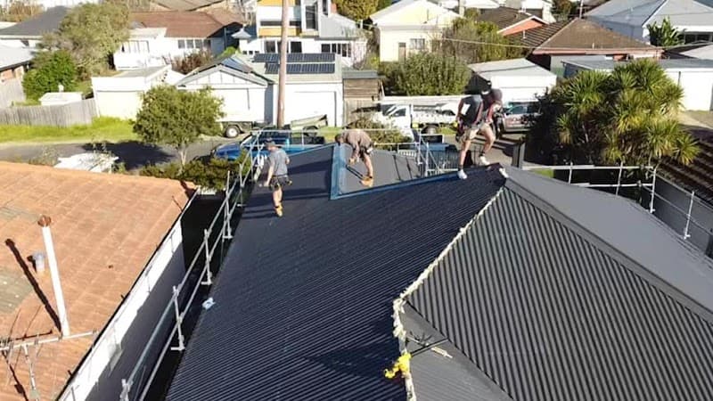 Spalding Roofing roofing work in South Geelong