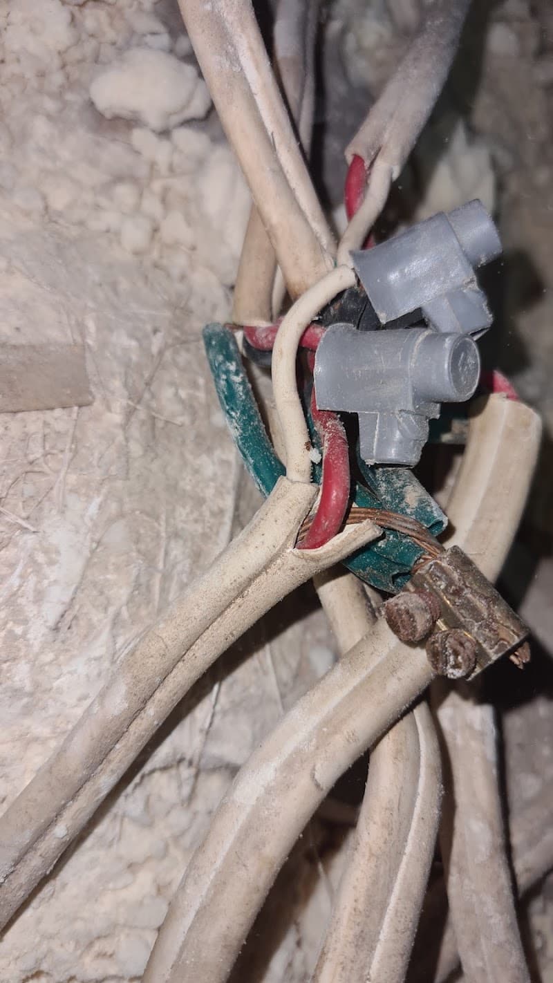 Sparks Fly Electrical Darwin electrician work in Ludmilla