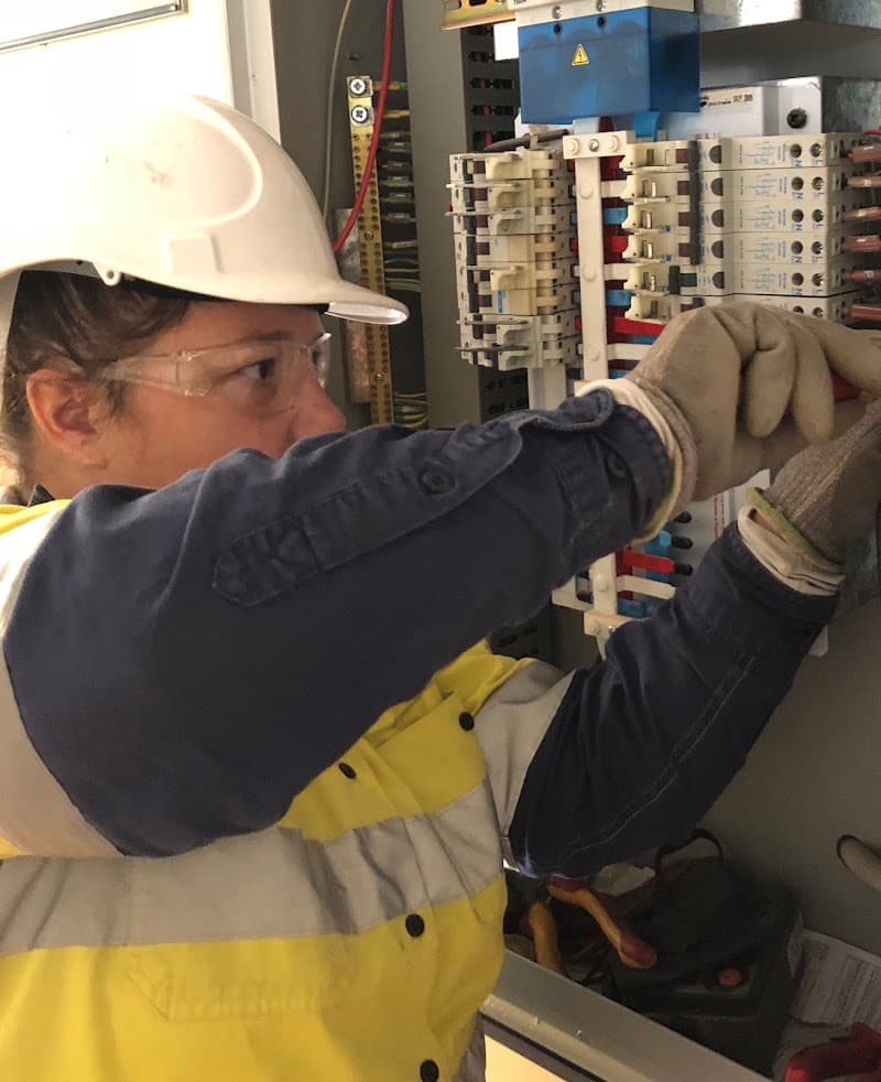 Sparkymics Electrical Contracting electrician work in Davenport