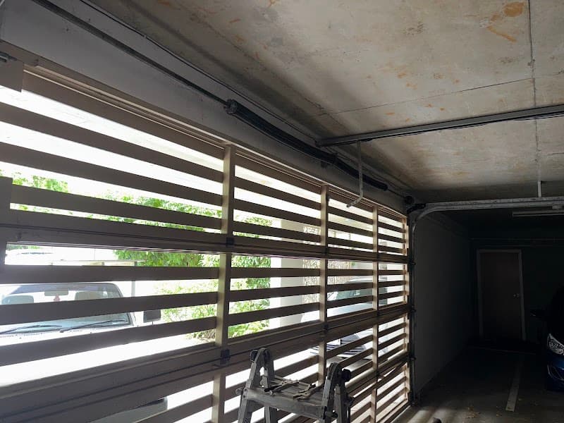 Sparrow Garage Doors garage doors work in East Brisbane