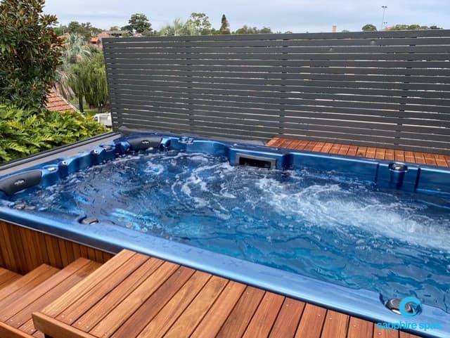 Splash & Burn pool maintenance work in Strathdale