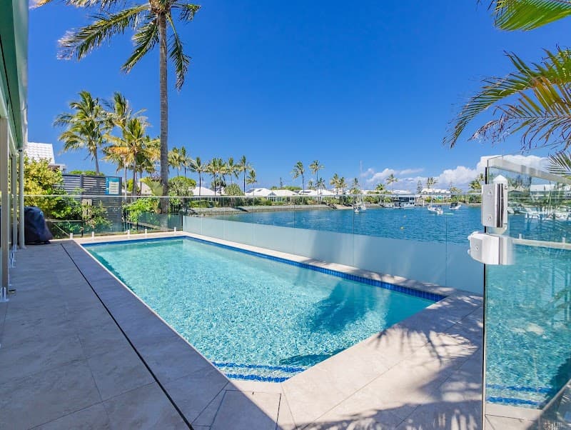 Splash In Style Pool Builder pool builder work in Tweed Heads South