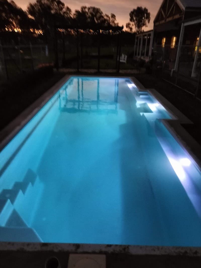 Splashaway pool maintenance work in Castlemaine