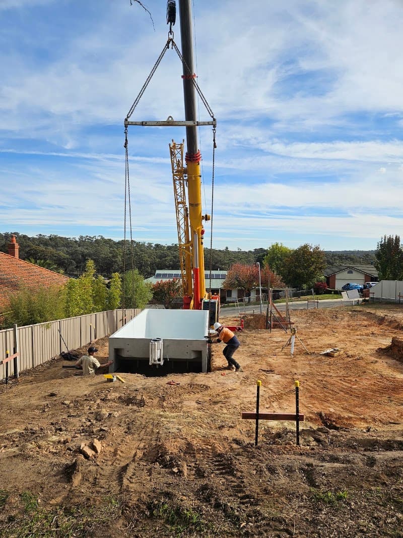 Splashaway pool maintenance work in Castlemaine