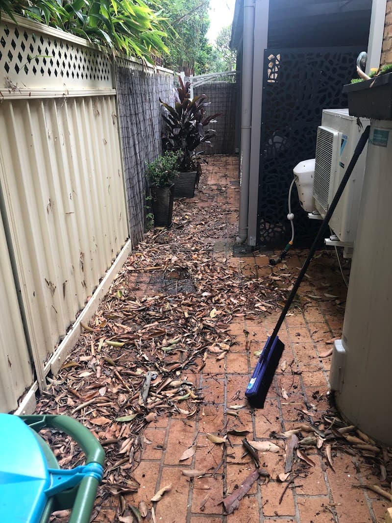 Sprayed Pressure Cleaning pressure washing work in Narara