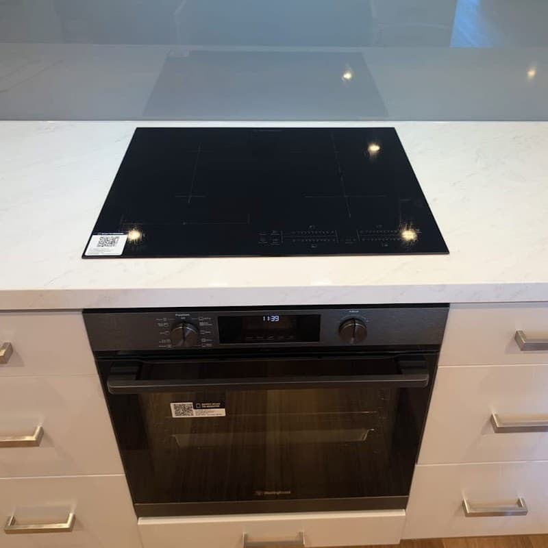 Square Electrical Solutions electrician work in Melbourne