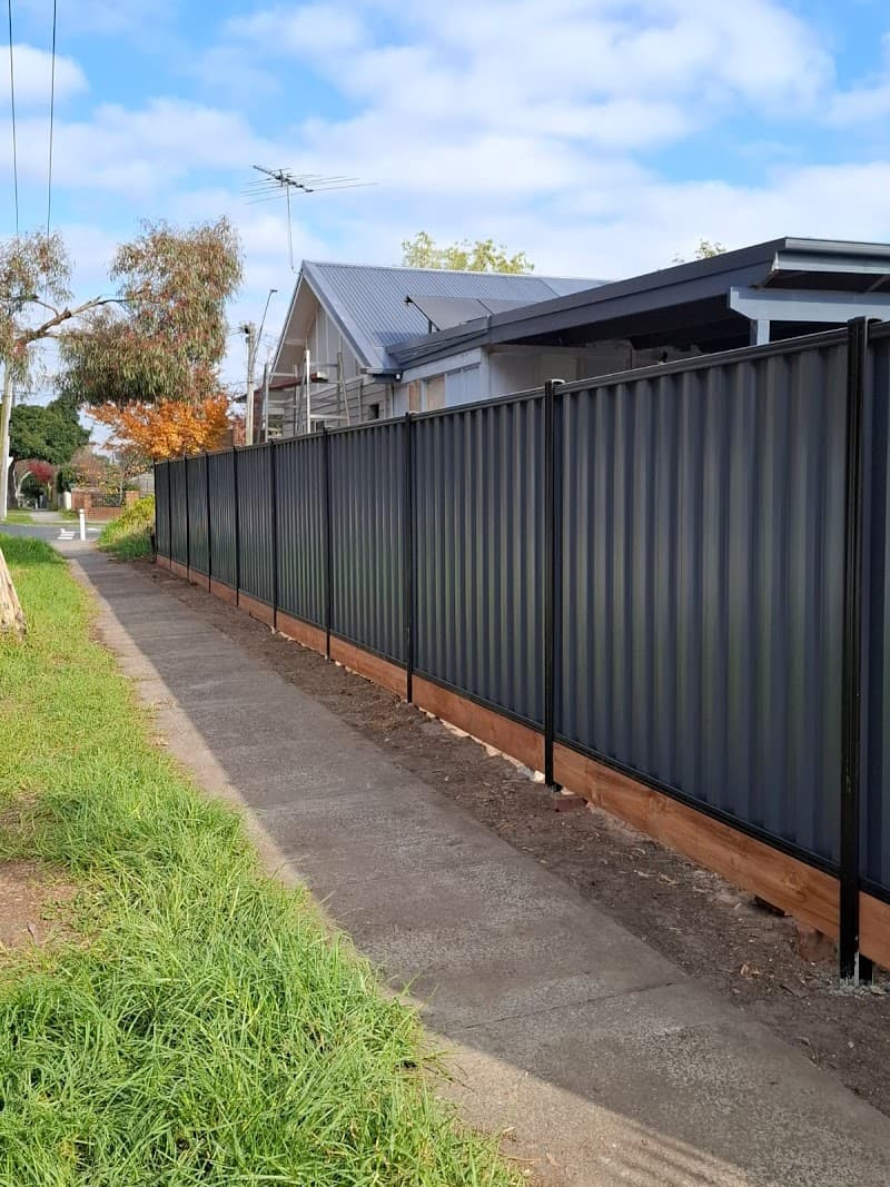 Star Fencing & Maintenance fencing work in Dandenong