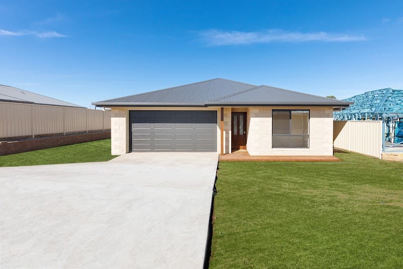 Steplen Homes pool builder work in Mount Gambier