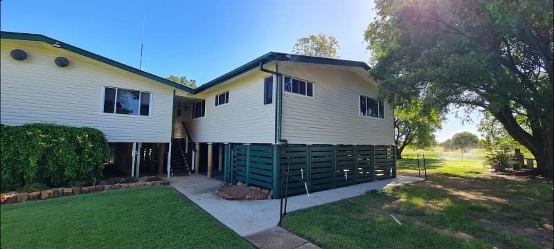 Steve’s Superior Painting painter work in Mackay