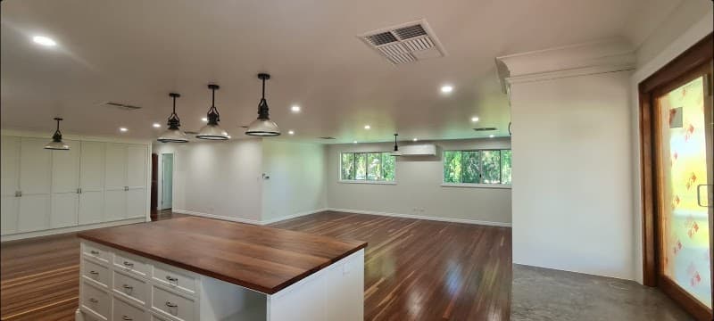 Steve’s Superior Painting painter work in Mackay