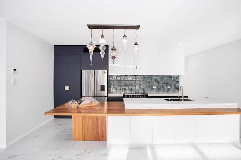 Stone Tops Mackay kitchen renovation work in East Mackay