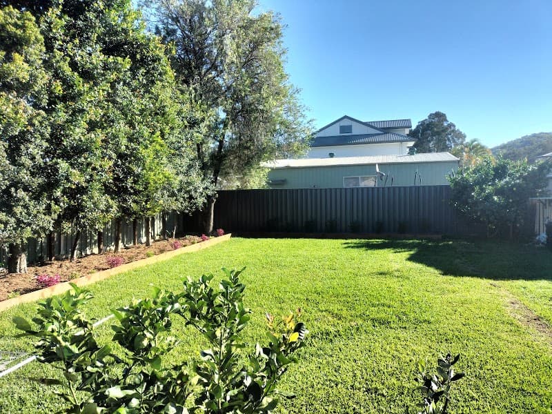 Str8az fencing & gates fencing work in Morisset