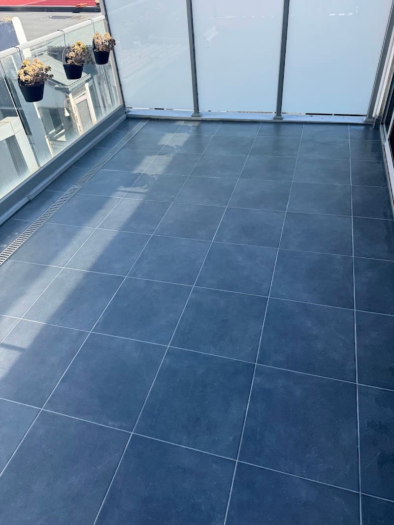 Strategic Regrouting tiling work in St Kilda East