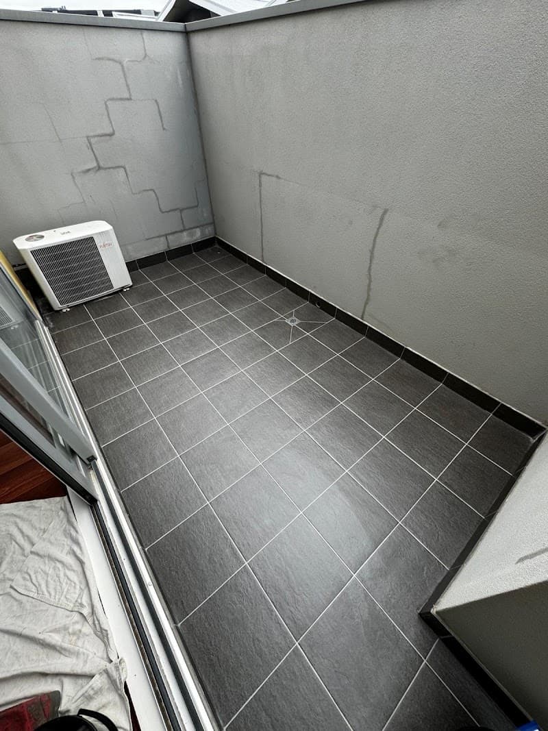 Strategic Regrouting tiling work in St Kilda East