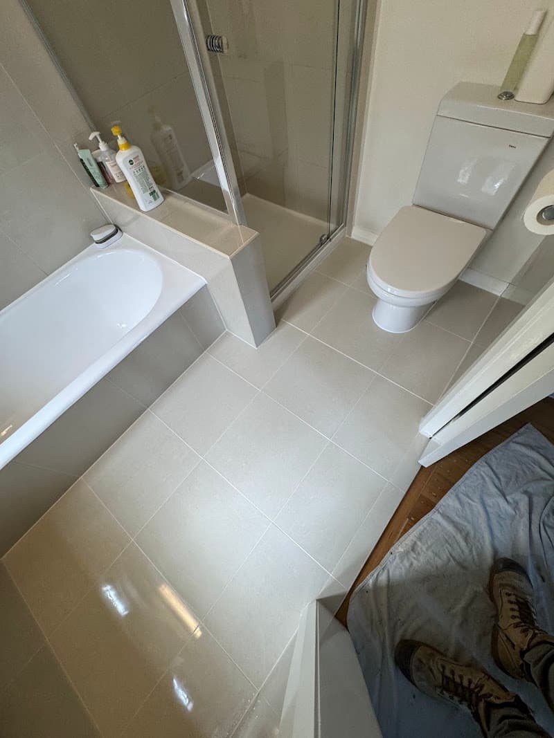 Strategic Regrouting tiling work in St Kilda East