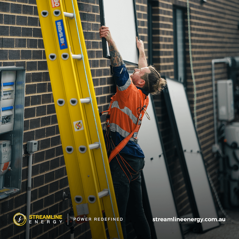 Streamline Energy solar panel installation work in Carrum Downs