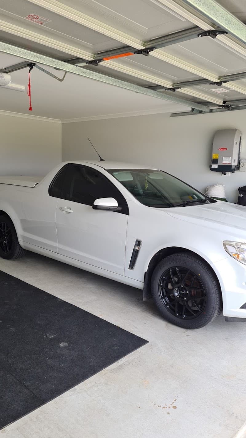 Street Style Custom Tinting window tinting work in Pialba