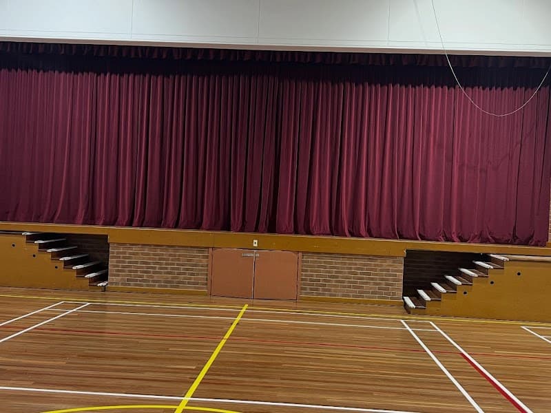 Studio Curtains & Blinds curtains & blinds work in Mount Gravatt