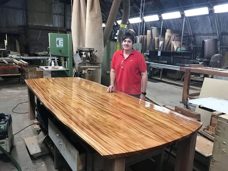 Studio Dubbeld | Woodworking School & Fine Furniture carpentry work in Belgian Gardens