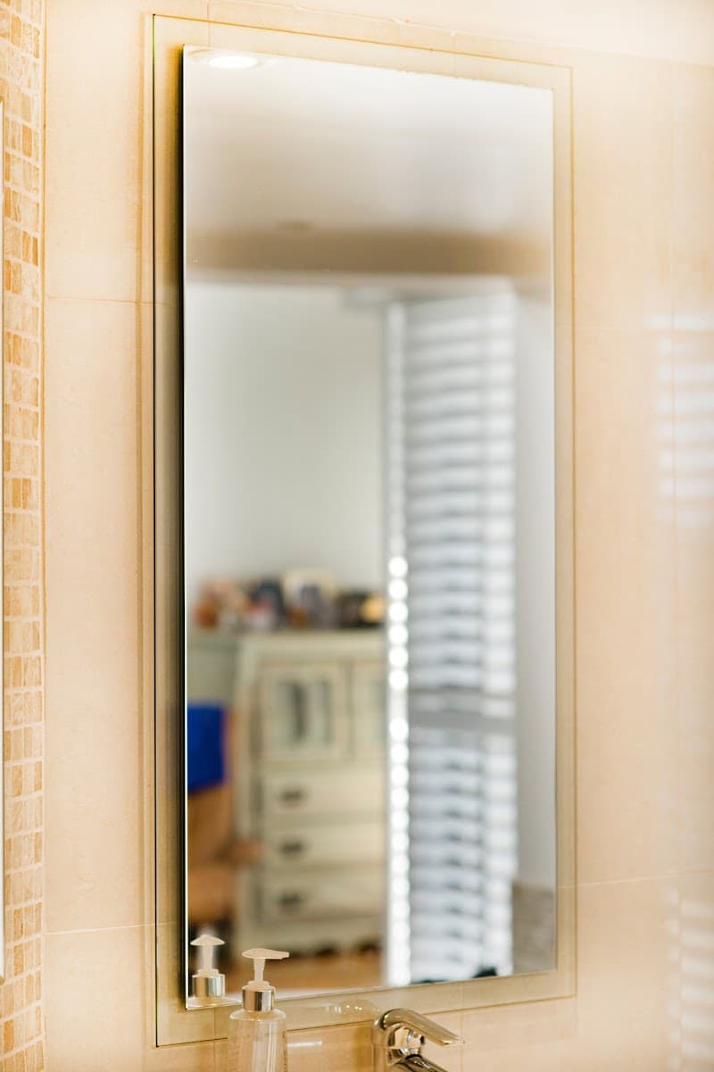 Suburban Glass glass & glazier work in East Brisbane