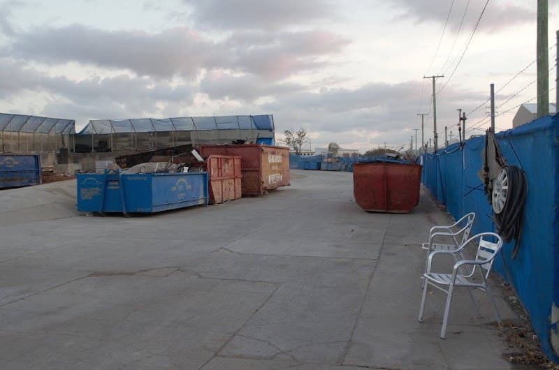 Sun City Skips rubbish removal work in Garbutt