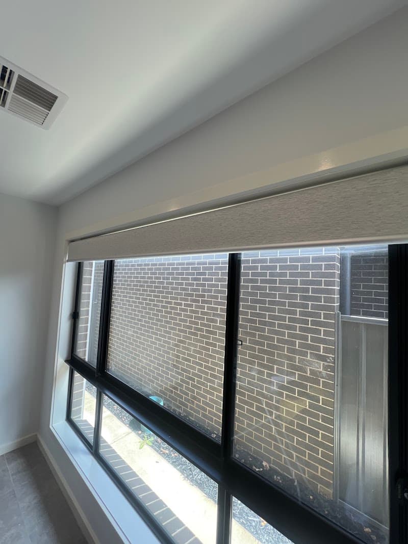 Sun Shine Blinds Canberra curtains & blinds work in Fyshwick