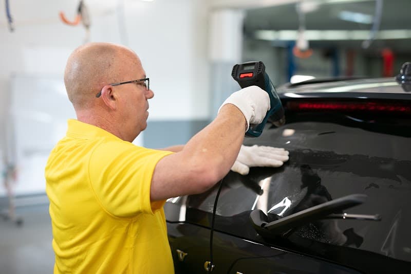 Sun Tint window tinting work in Maroochydore
