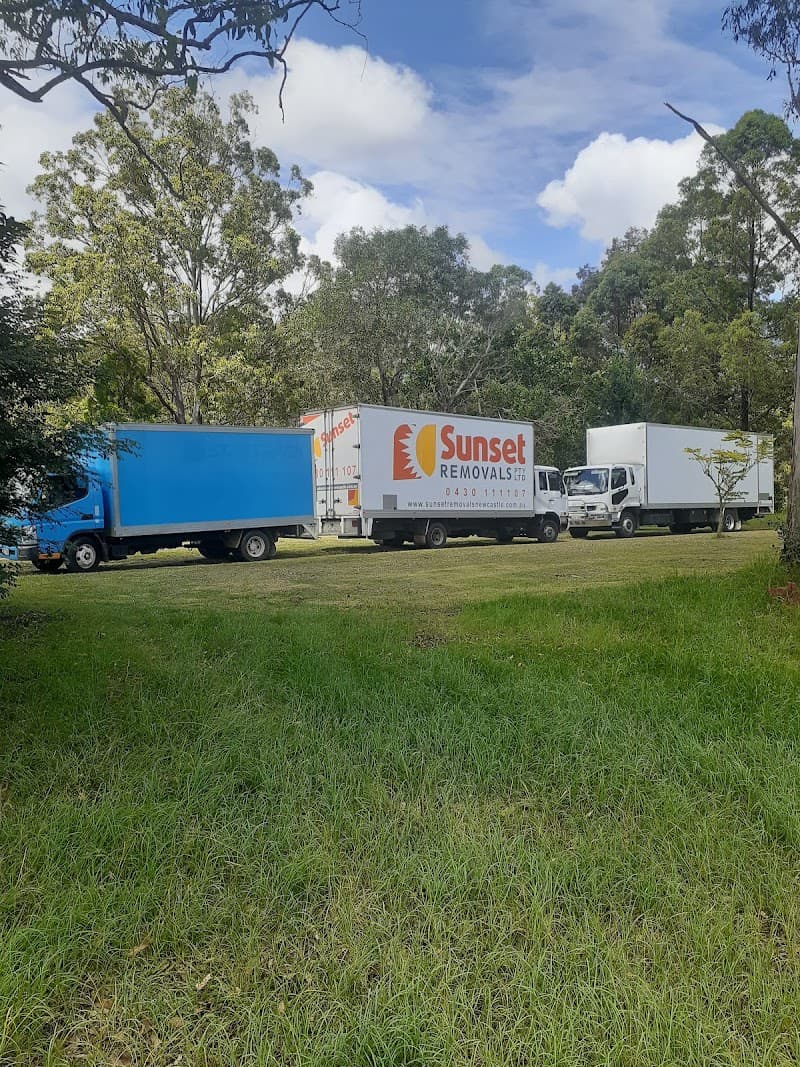 Sunset Removals Pty Ltd removalist work in Adamstown