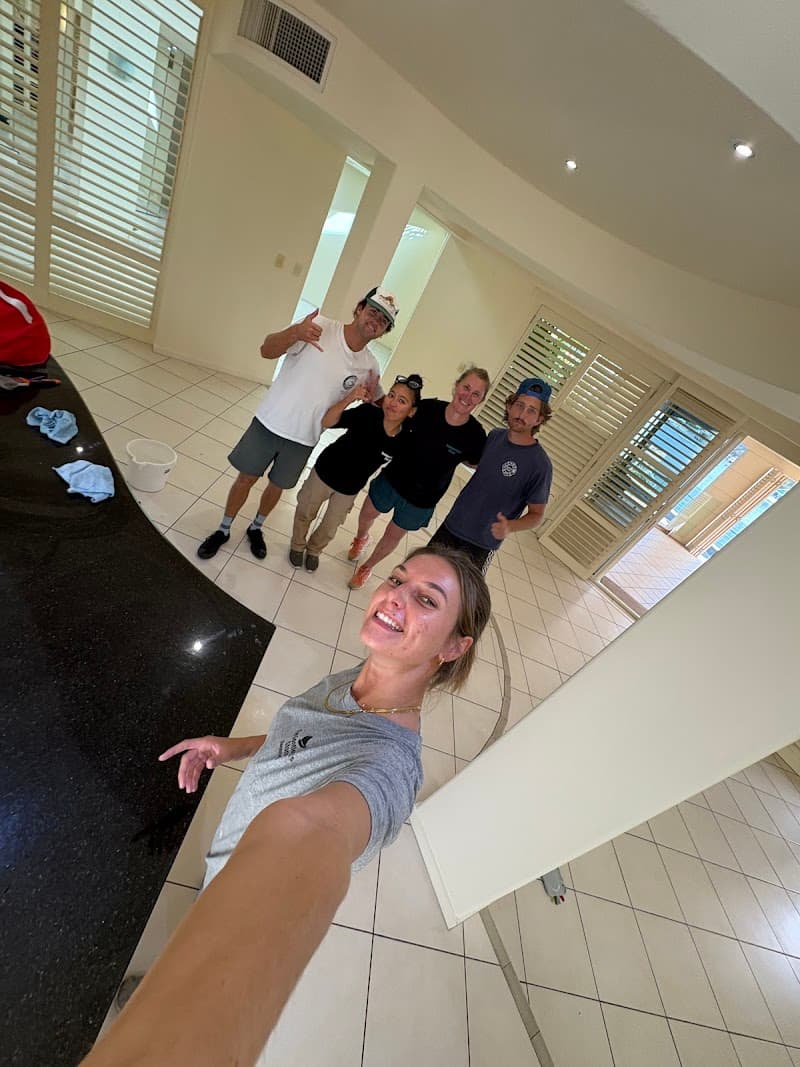 Sunshine Coast Cleans oven & bbq cleaning work in Maroochydore