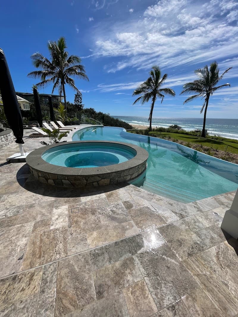 Sunshine Coast Cleans oven & bbq cleaning work in Maroochydore