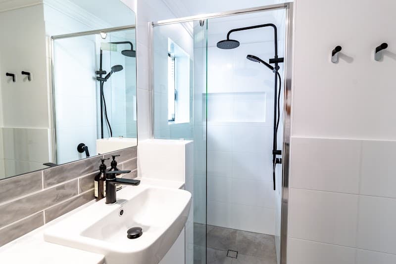 Sunshine Coast Shower Dr bathroom renovation work in Warana
