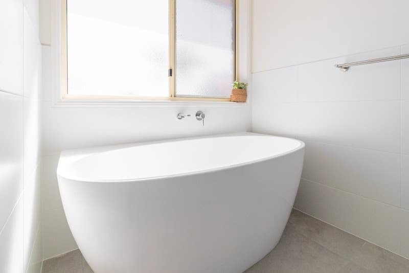 Sunshine Coast Shower Dr bathroom renovation work in Warana