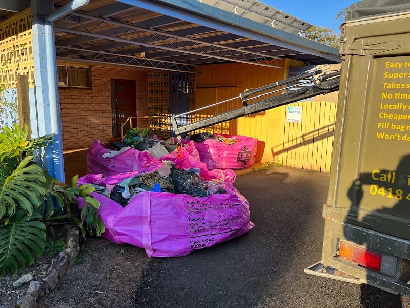 Sunshine Coast Skip Bags rubbish removal work in Bli Bli