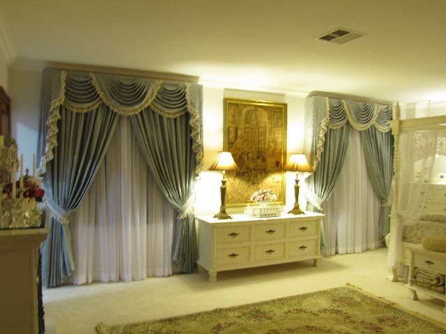 Sunshine Curtains curtains & blinds work in Auburn