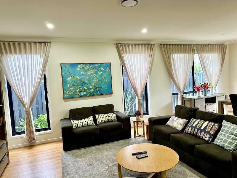 Super Curtains, Blinds and Shutters curtains & blinds work in Rochedale