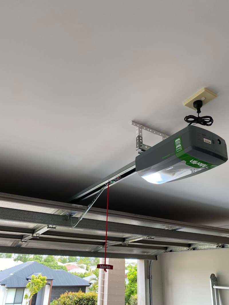 Supreme Garage Door Services garage doors work in Holland Park