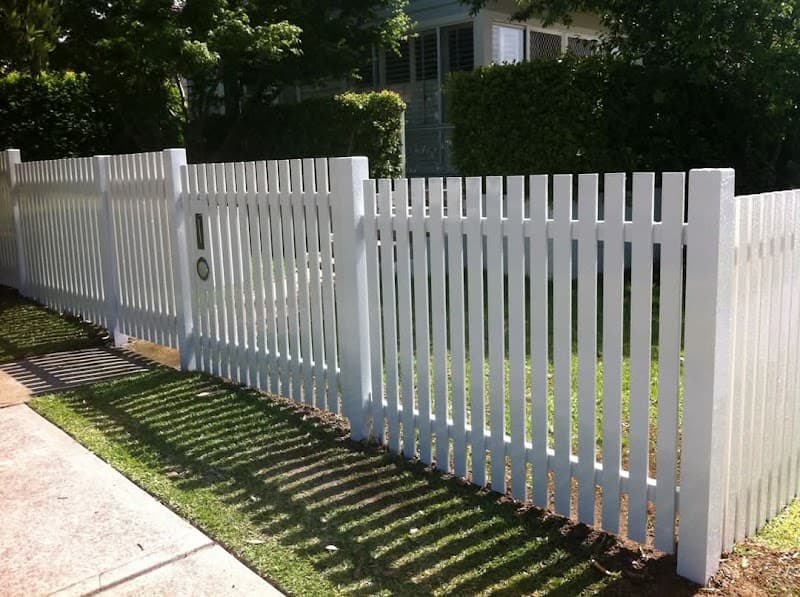 Suregrip Handrails Fences & Gates fencing work in Kirrawee