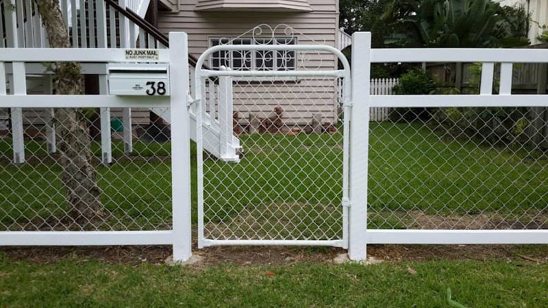 Sureline Fencing fencing work in Geebung