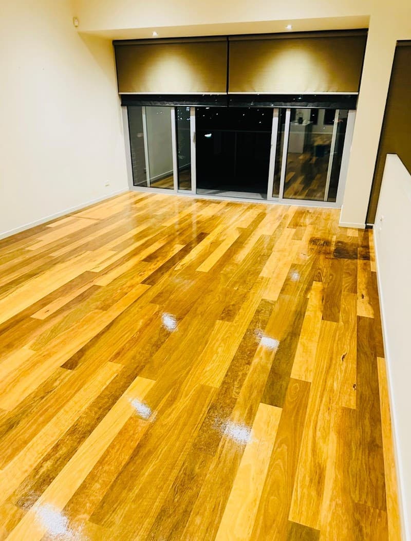 SVK Glowing Cleaning Service carpet cleaning work in Dandenong