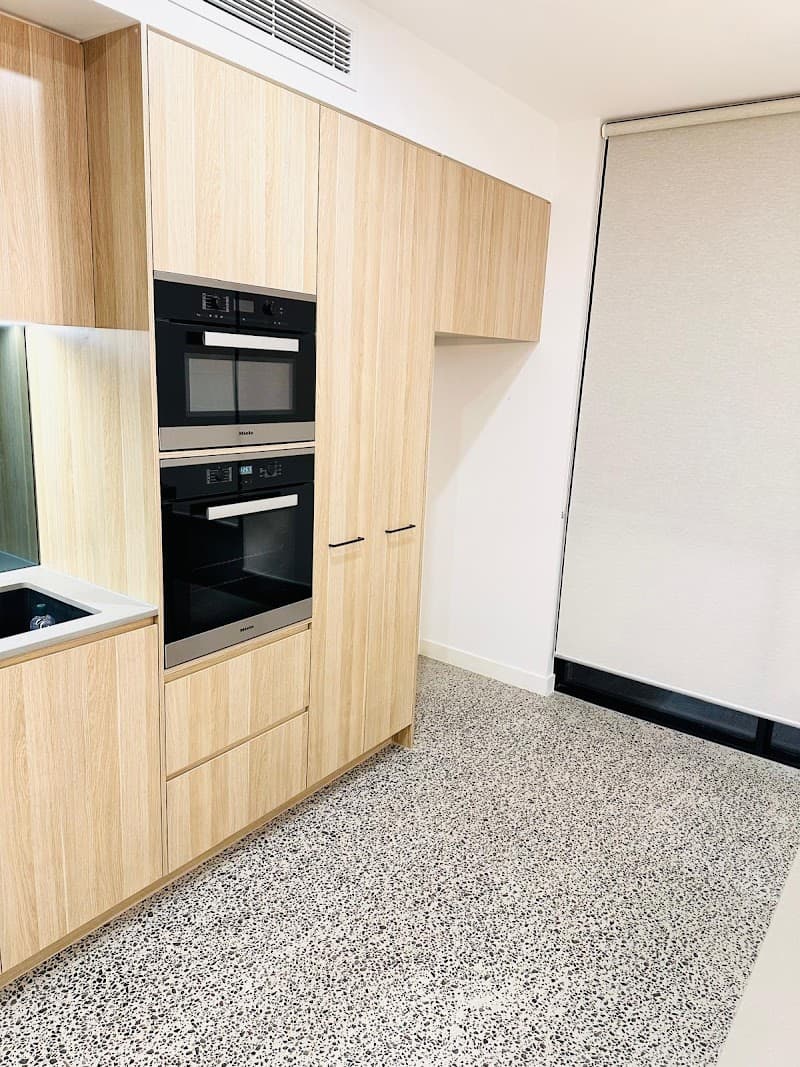 SVK Glowing Cleaning Service carpet cleaning work in Dandenong