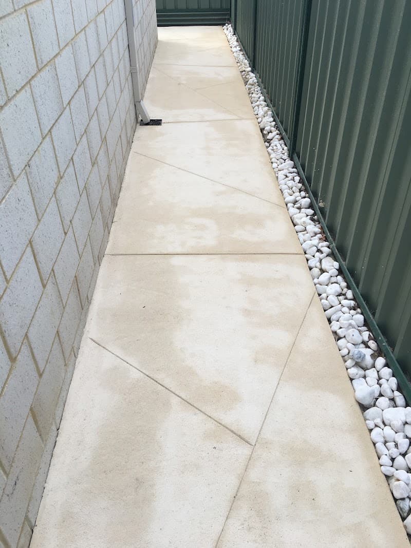 Swan Exterior Cleaning Solutions pressure washing work in Baldivis