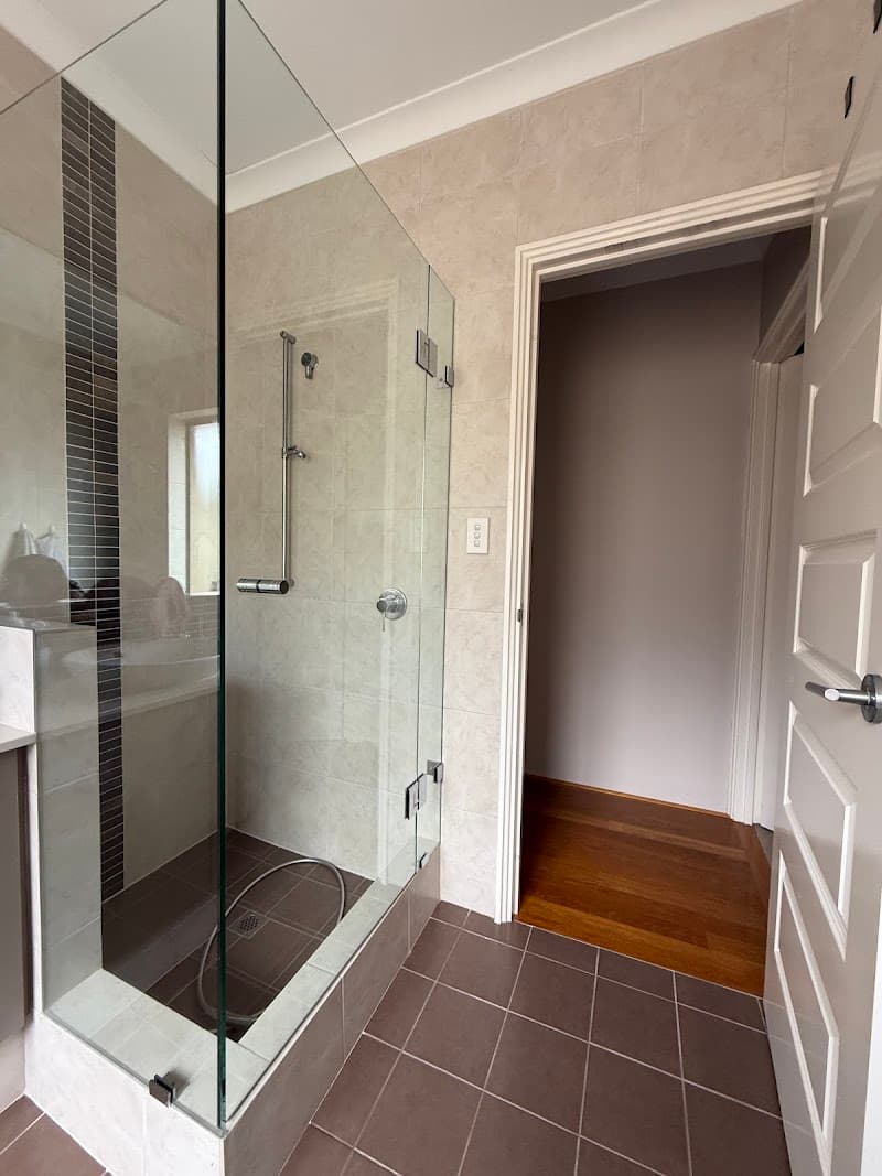 Swift Glass & Glazing Pty Ltd glass & glazier work in Canning Vale