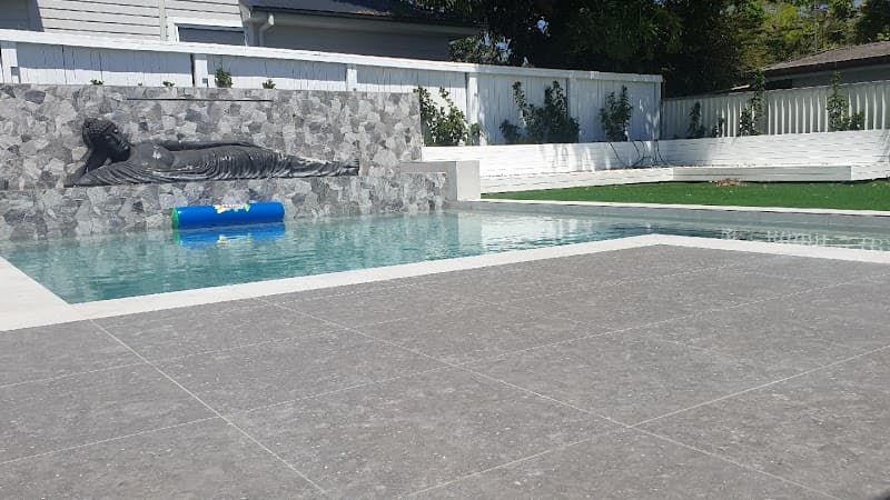 SWIM N POOLS AUS pool builder work in Burleigh Heads
